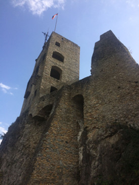 hrad likava 2 m
